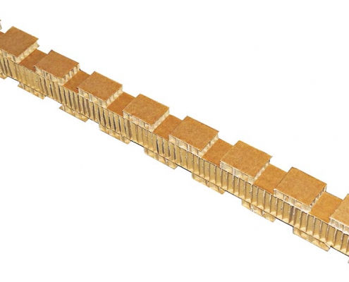 04 - GECOINSA - Cremallera Nido de Abeja